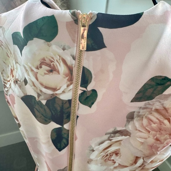 Women’s Calvin Klein pink floral scuba dress size 4 - Picture 6 of 9